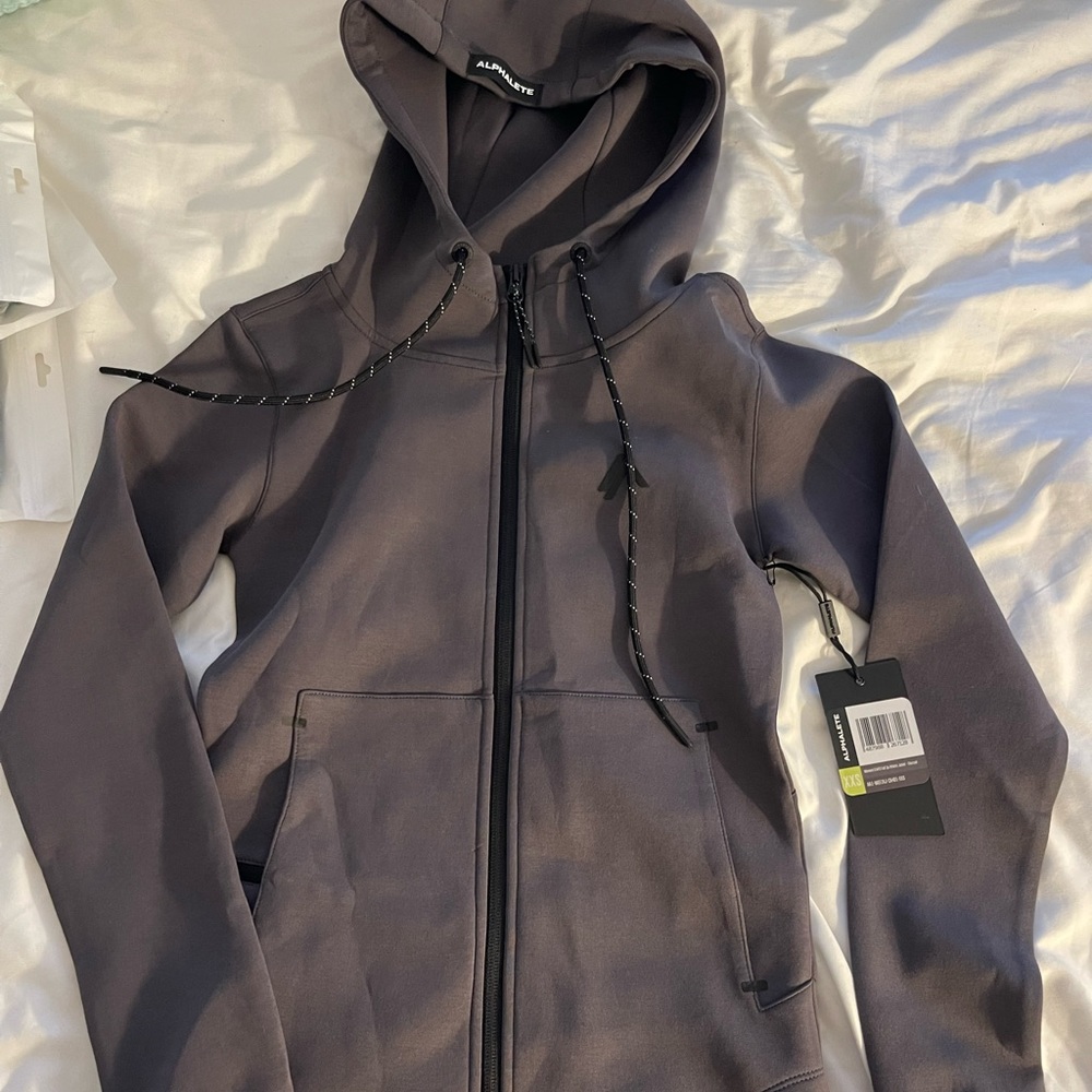 Alphaleta NWT Full Zip